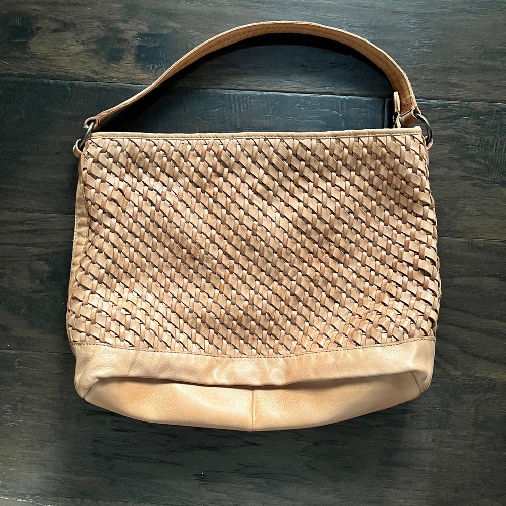 Soft tan leather tote, shoulder bag, satchel, purse, hobo handbag
